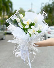 Load image into Gallery viewer, Prestige Bouquet To You (Tulip White Series-5 Stalks Style Wrap Design)
