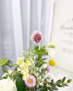 Flower Box To You (Twinning Flower Box Pastel Pink Yellow Green Design )