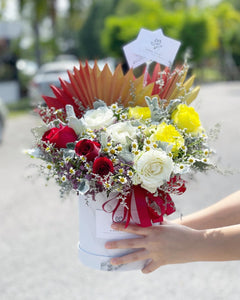 Flower Box To You  (Ombre Red White Yellow Roses Design)