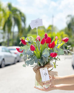 Signature Jar To You (Tulip, Muraya/ Eucalyptus Leaves)