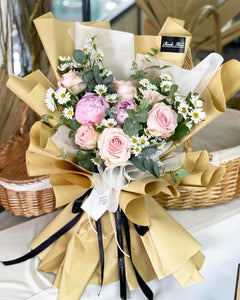 Prestige Bouquet To You (Peonies Roses Style Kraft Wrap To You)