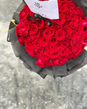 Load image into Gallery viewer, Prestige XXXL Size Bouquet To You (99 Premium Red Roses Design)

