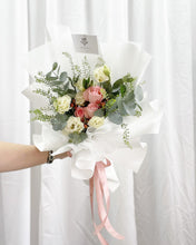 Load image into Gallery viewer, Prestige Wrap Bouquet : Roses, Berry, Pandanus, Eucalyptus, Thalapsi
